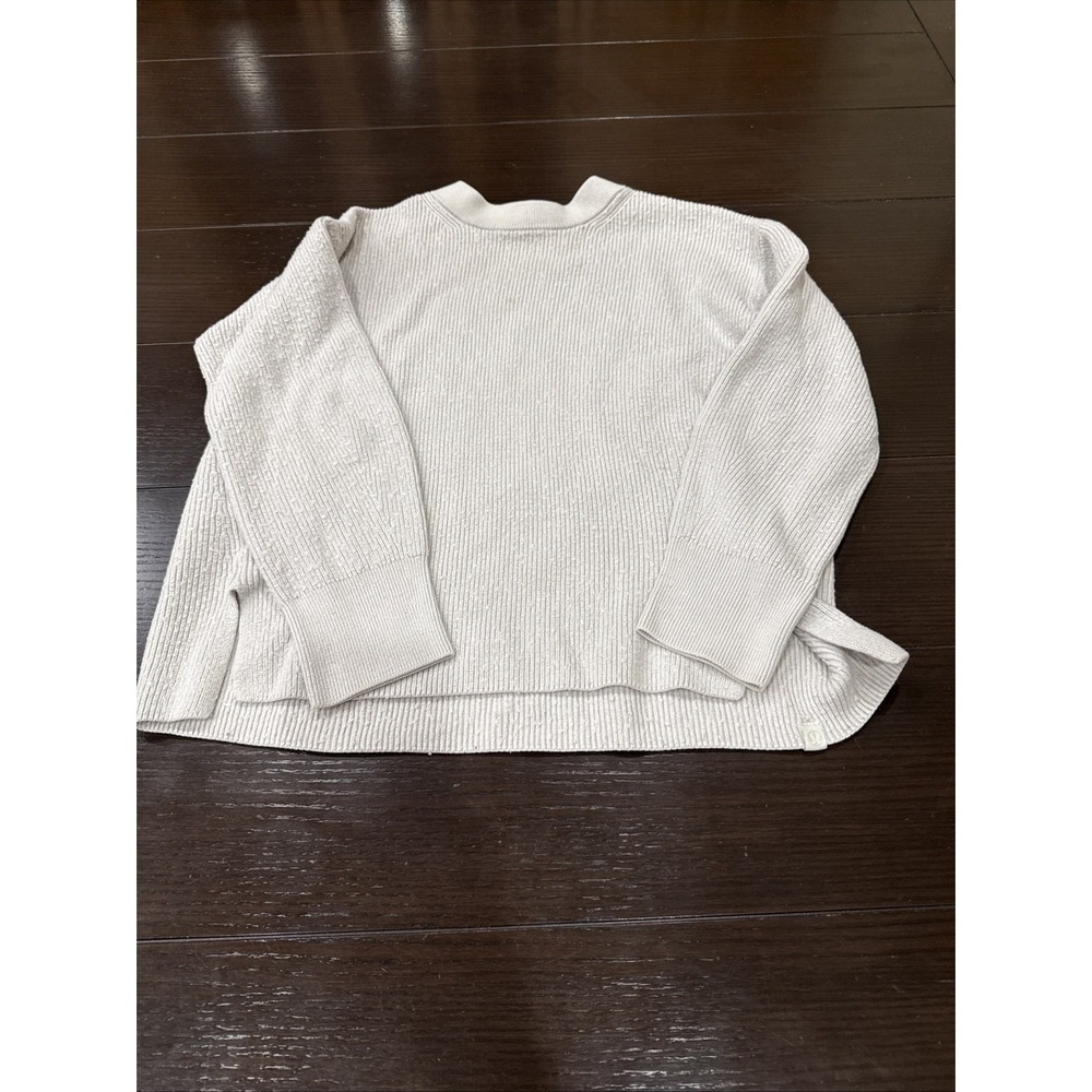 Lululemon Merino Wool Long Sleeve Light Sweater Womens 6 Opal Pullover